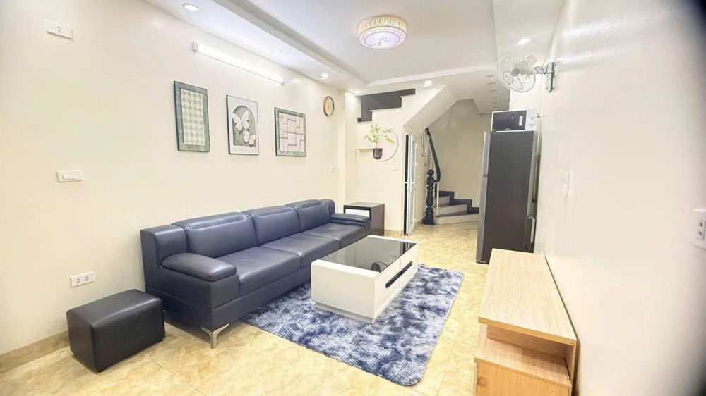 Bán Nhà Mỹ Đình 35M X 5 Tầng Ô Tô Đỗ Cửa Kinh Doanh 8.9 Tỷ. Sđt ; 0.9.4.4.4.9.3.2.9.1 Em Hà