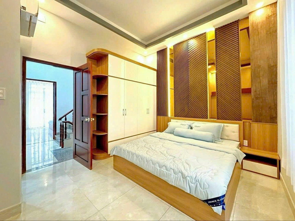 Nhà Đẹp - Hxh Dương Cát Lợi - Giáp Quận 7 – 4Pn – 6.2 Tỷ