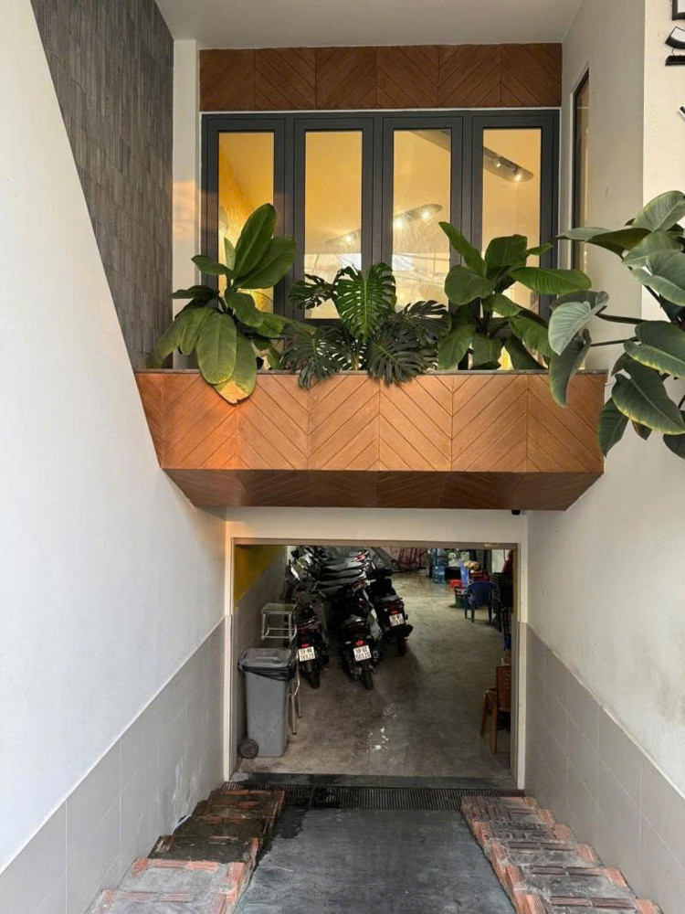 Bán Nhà Hẻm 10M Hồng Bàng - Giao Minh Phụng, 6,5X22m, 6 Tầng - 12 Chdv, Chỉ 26,9 Tỷ,