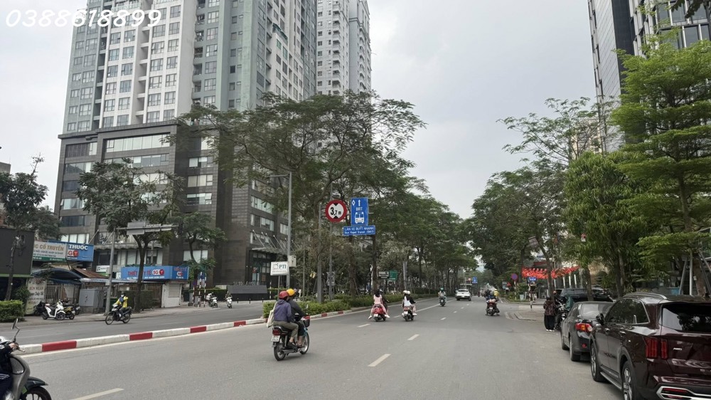 Bán Tòa Building Mặt Phố Láng Hạ - 10 Tầng Thang Máy - Đối Diện Vinhome - Tiềm Năng Tăng Giá Phi