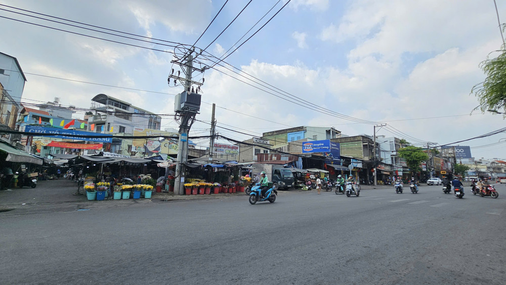 Bán Nhà Mặt Tiền 307/23 Bàu Cát Tân Bình 133M2 (4.1X33m), Sổ Hồng, 15 Tỷ. Lh: 0898333313