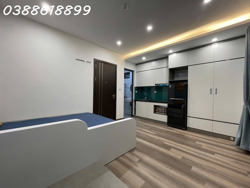 Bán Tòa Apartment Vương Thừa Vũ - 8 Tầng Mới 2025 - 16 Phòng Vip - Dòng Tiền 75Tr/th - Cách Mặt