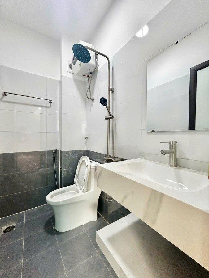 Hoàng Liên – 5 Tầng Mới – 50M Ra Phố – Sản Phẩm Dòng Tiền Dễ Khai Thác – Chỉ 5.68 Tỷ