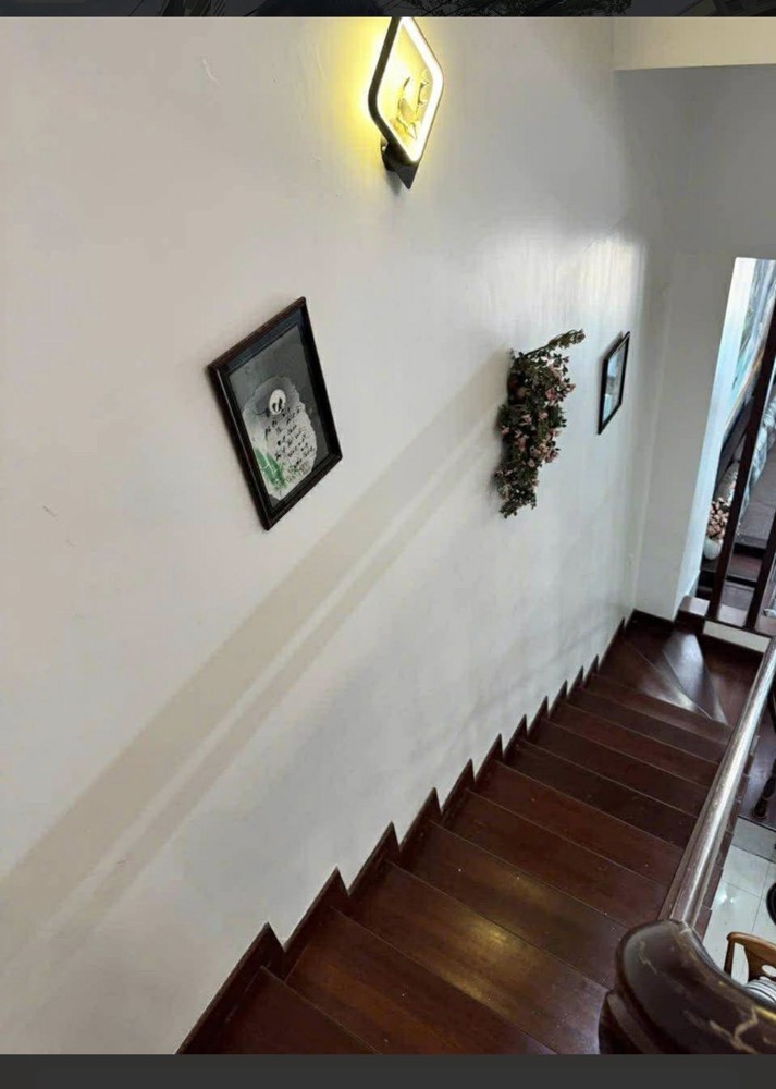 Bán Nhà Thạch Bàn Dân Xây 6 Tỷ Full Nội Thất Gần Chợ Thạch Bàn