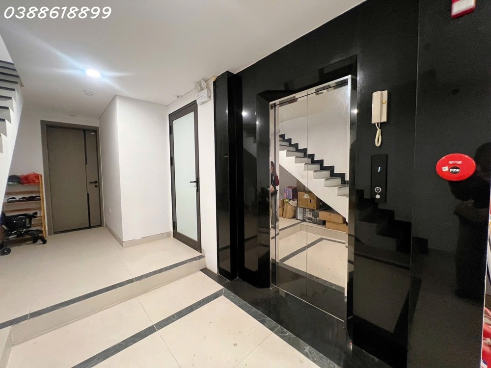 Bán Building Trần Duy Hưng - 8 Tầng Thang Máy Mới - Ô Tô - Dòng Tiền Đỉnh - Khu Vip Trung Hòa