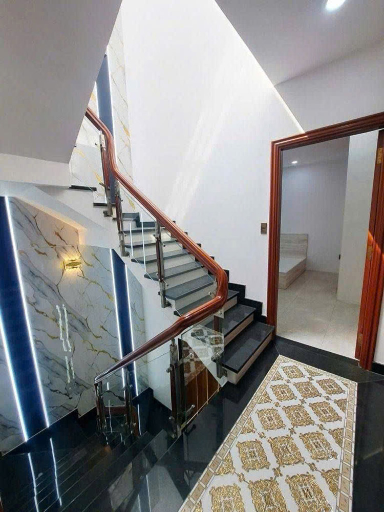 Chưa Tới 130 Triệu/m2 - Có Ngay Nhà Mặt Tiền Lê Văn Qưới - Kinh Doanh Đa Ngành - Chỉ 13.X Tỷ (Tl)