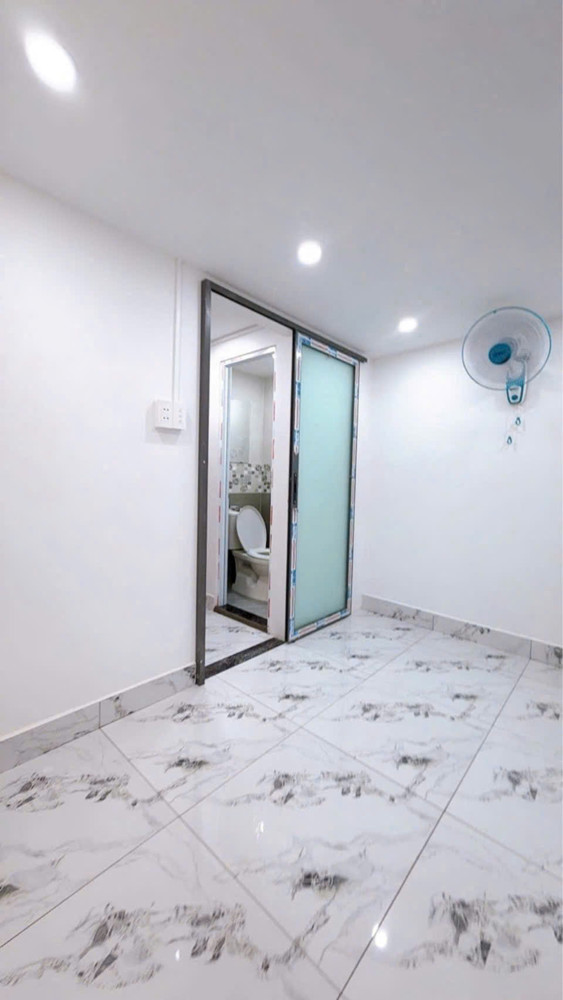 Nhà Mới 100% Tôn Đản Quận 4 – 3 Tầng – 2Pn 2Wc – 1.6 Tỷ