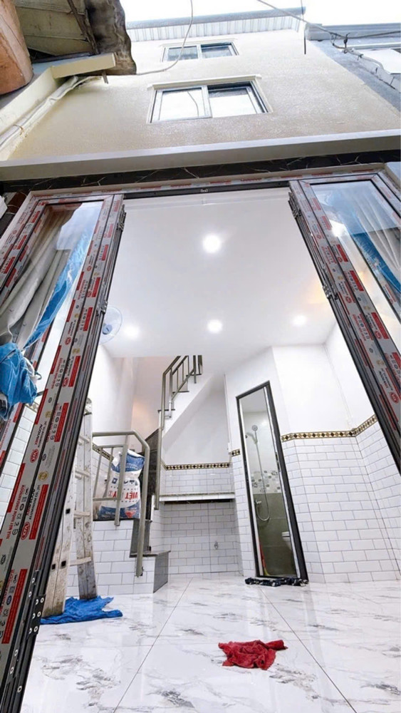 Nhà Mới 100% Tôn Đản Quận 4 – 3 Tầng – 2Pn 2Wc – 1.6 Tỷ