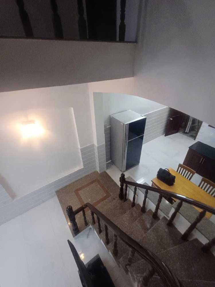 Chỉ 4 Tỷ Hơn- Bán Nhà Quận 7– Gần Ngã 4 Nguyễn Thị Thập– Dt 4.1X14– 3Pn– Shr