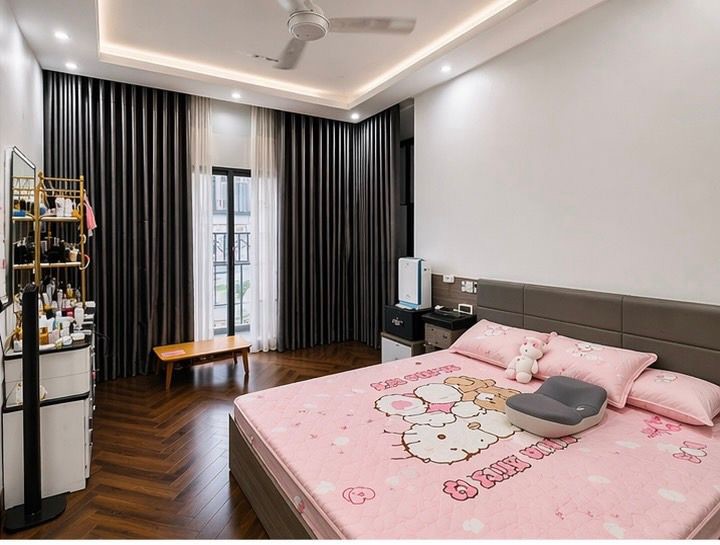 Bán Nhà Liền Kề Việt Hưng 76M2 - 6 Tầng Thang Máy- Gara Ô Tô – 2X Tỷ