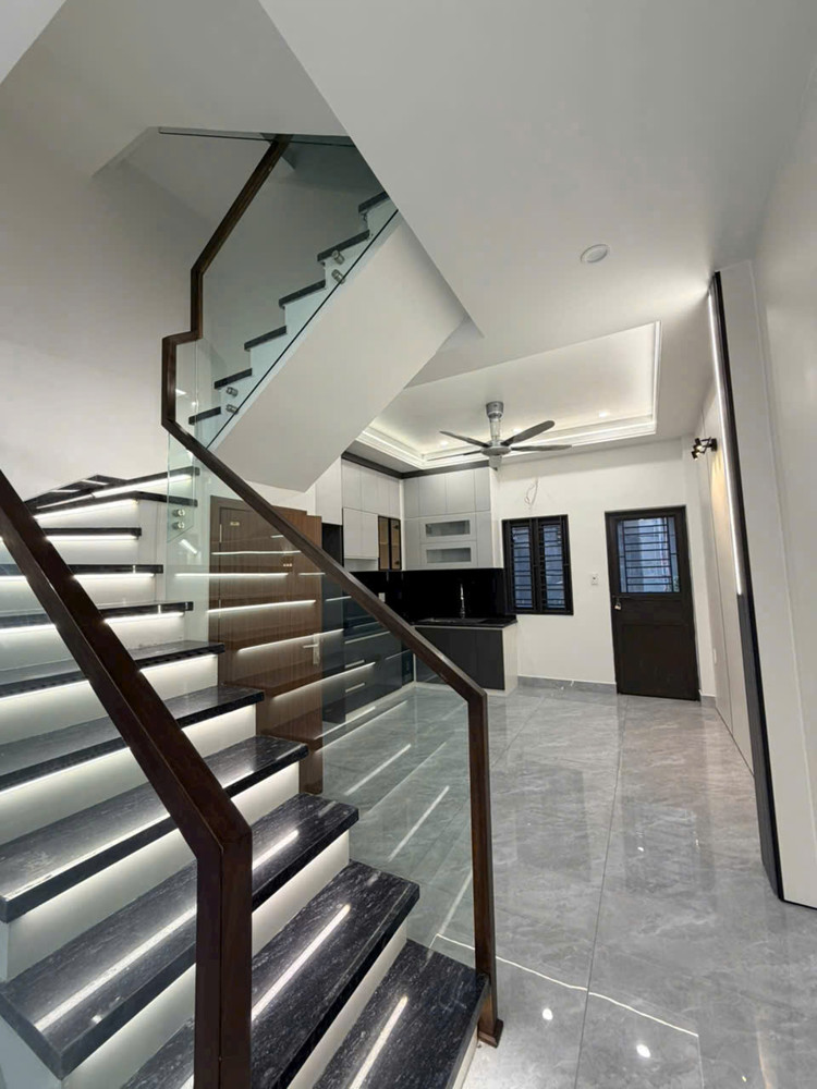 Nhà Mặt Ngõ Tuyến 2 Trung Lực - 40M 4 Tầng - Độc Lập - Ô.tô Đỗ Cửa