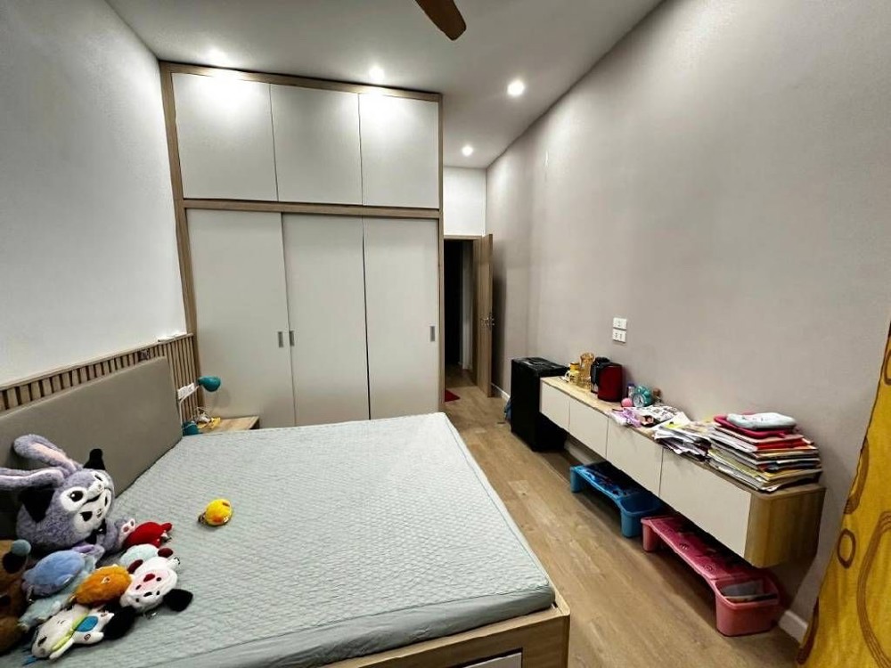 Thuỵ Khuê Tây Hồ 42M X4 Tầng 10,8 Tỷ-Mặt Ngõ Thông,Kinh Doanh,Ô Tô Tránh 50M