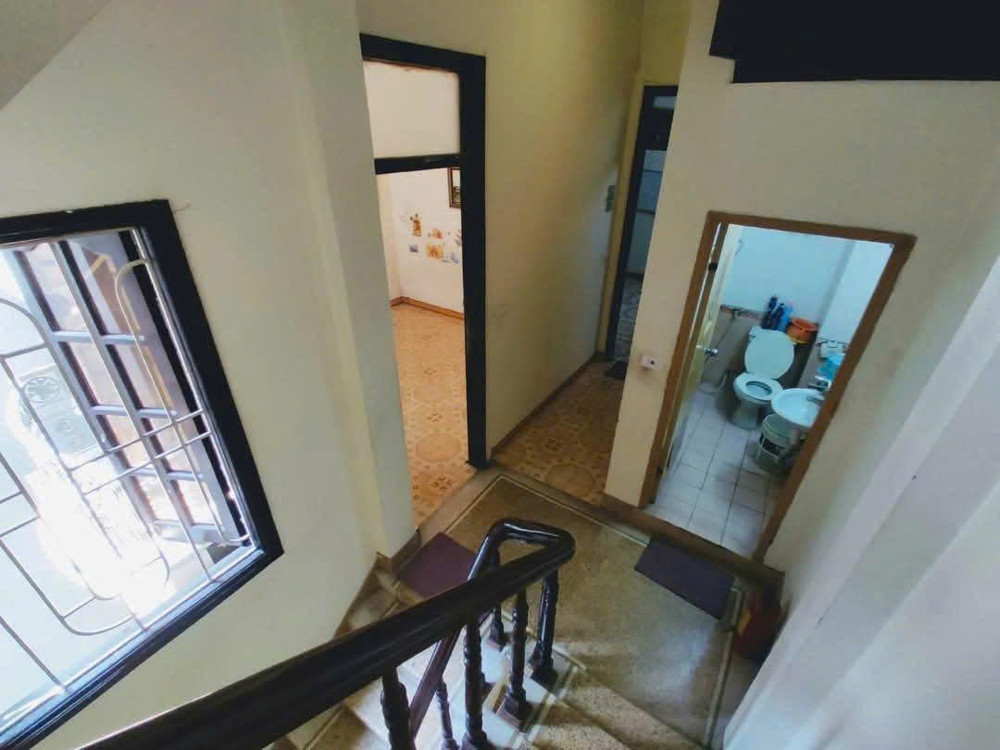 “Sát Hồ – Giá Sốc”!!! Sốc Thật! Nhà Sát Hồ Tây – 64M² – 4 Tầng – Chỉ 13.5 Tỷ – Không Mua Là Mất!