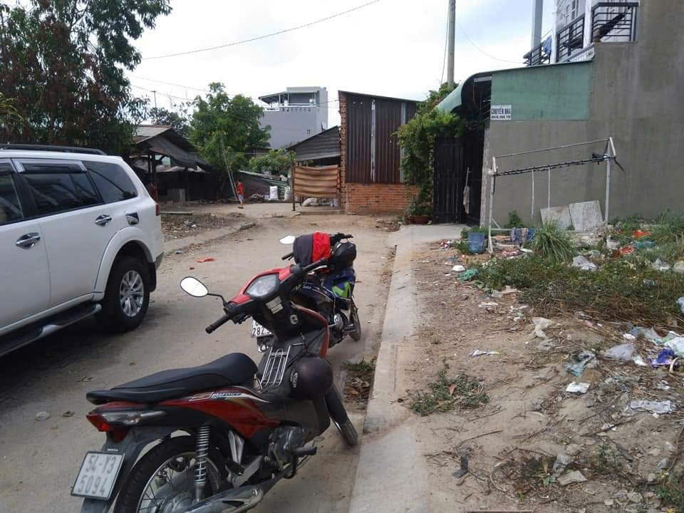 Giá Tốt - Chính Chủ Cần Bán Nhanh Lô Đất Mặt Tiền Đẹp Vị Trí Tại Huyện Hóc Môn, Tphcm