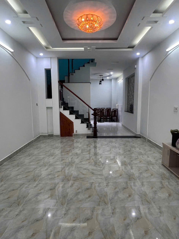 Bán Nhà Kdbb Đường 8M Xe Qua Lại Chỉ 5.99 Tỷ