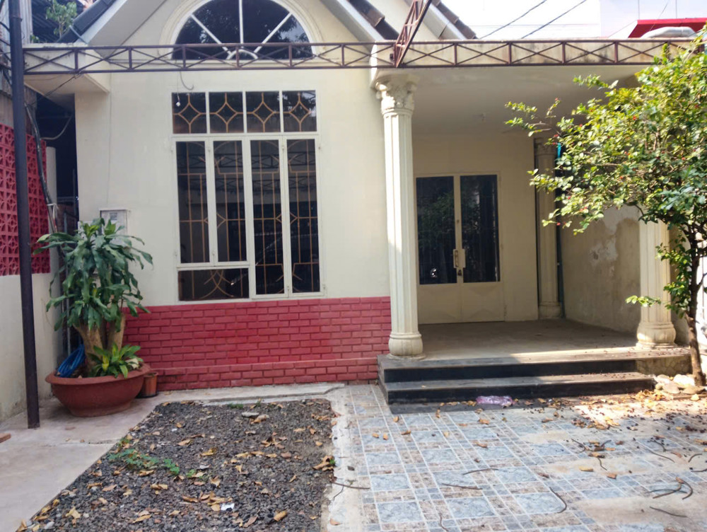 Bán Đất Thổ Cư Trung Tâm Tp. Buôn Ma Thuột – Mặt Tiền Đường Hoàng Diệu – Có Sẵn Nhà 1 Trệt 1 Lầu