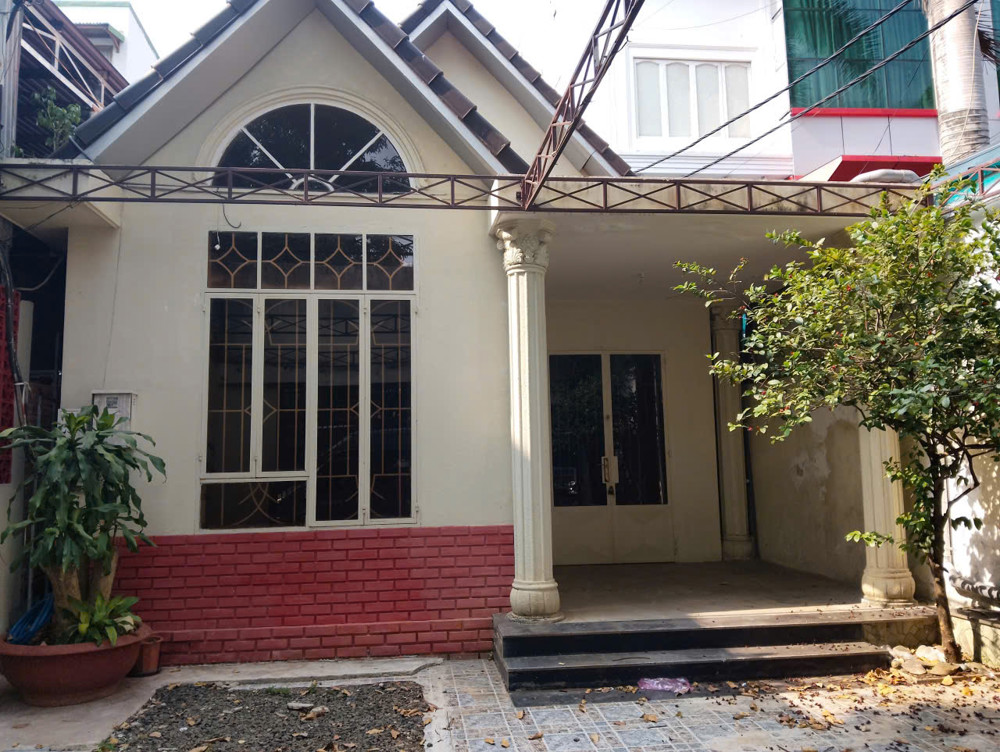 Bán Đất Thổ Cư Trung Tâm Tp. Buôn Ma Thuột – Mặt Tiền Đường Hoàng Diệu – Có Sẵn Nhà 1 Trệt 1 Lầu