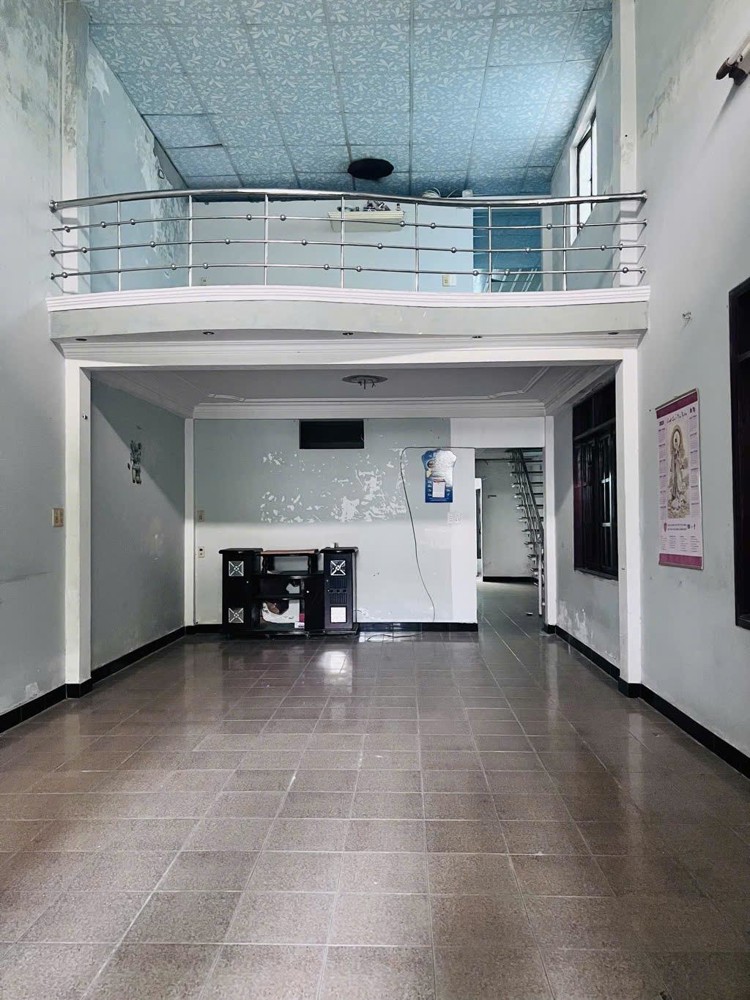 Bán Gấp Nhà Mặt Tiền 2 Tầng Đường Xuân Thiều - Gần Biển Nguyễn Tất Thành - Giá Chỉ Nhỉnh 5 Tỷ