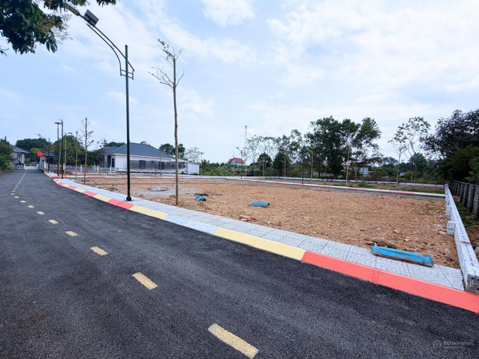 Cách Đại Học Quốc Gia 600 M Giá Hơn 50 Tr/m2