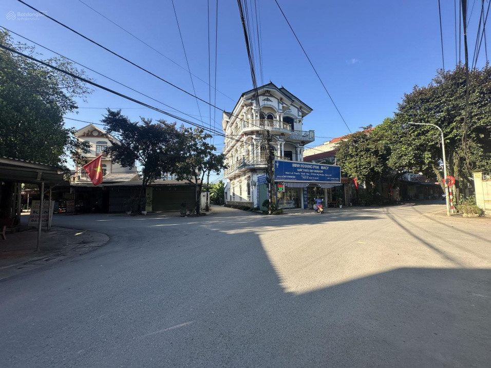 Bán Gấp 110M2 Full Thổ Cư Có 2 Mặt Tiền Gần Sát Các Trường Đại Học Tại Hoà Lạc