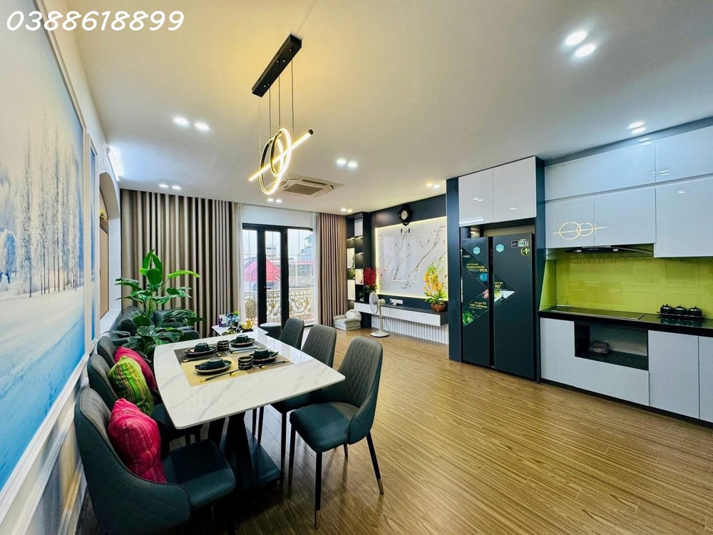 Bán Phân Lô Vương Thừa Vũ - 7 Tầng Thang Máy - 2 Ô Tô Ngủ Trong Nhà - Kinh Doanh - Trung Tâm