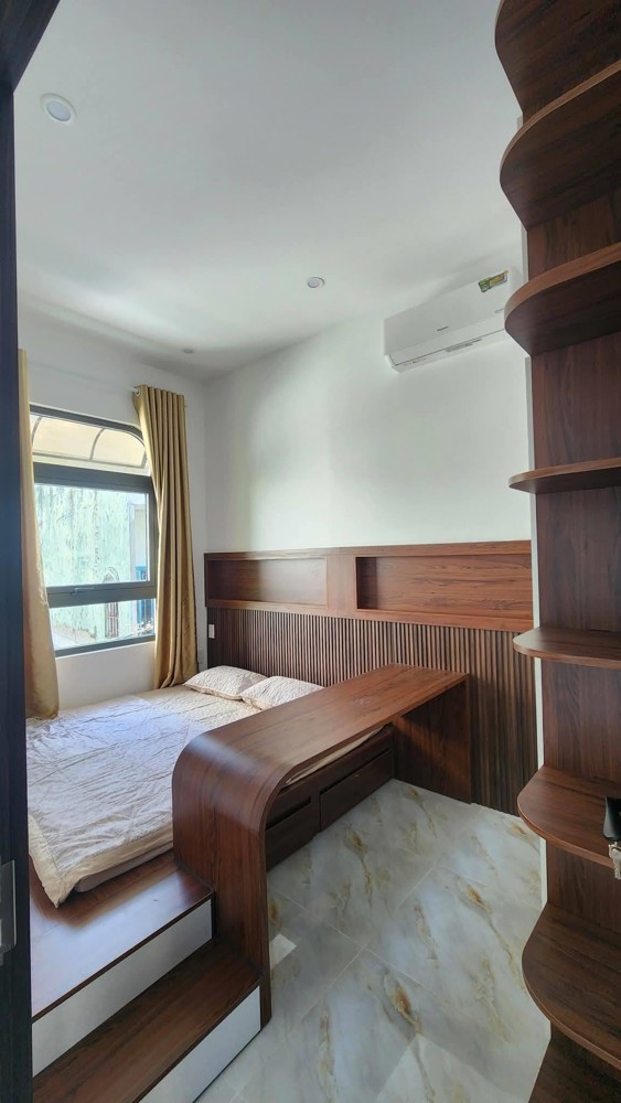 Nhà 5 Tầng Đẹp– 43M – Giá Hiếm – Tiện Ích Ngập Tràn - Hàng Xóm Aeon