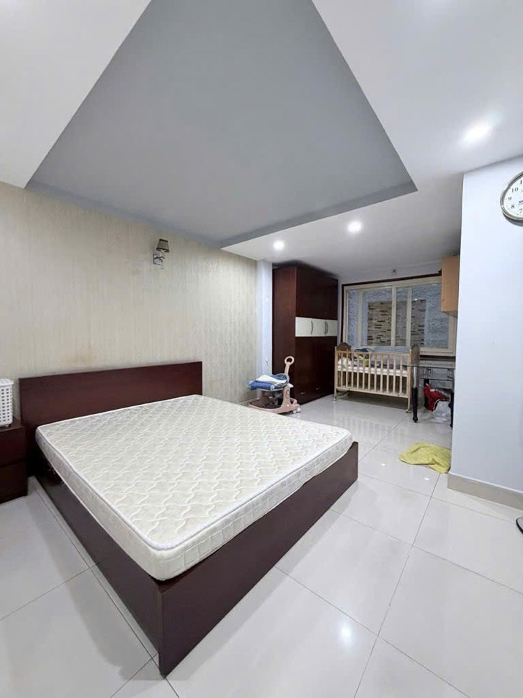 Mặt Tiền Đỗ Nhuận, Tân Phú - Dtsd 250M2 - 4 Tầng - Kinh Doanh - 9.X Tỷ