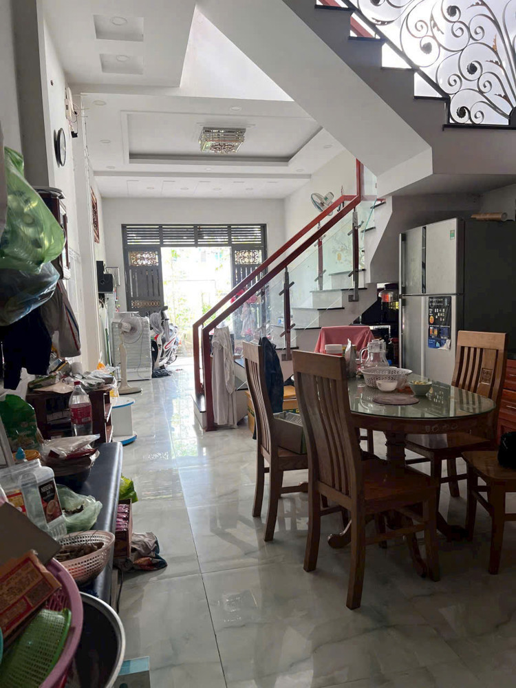 Chỉ 4,35 Tỷ – Nhà 2 Tầng Đúc Kiên Cố – Hxh 8M Huỳnh Thị Hai – Q.12