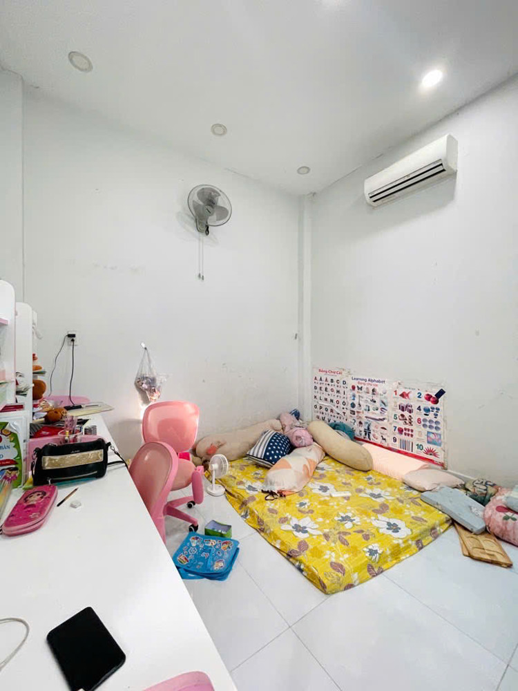 Chỉ 4,35 Tỷ – Nhà 2 Tầng Đúc Kiên Cố – Hxh 8M Huỳnh Thị Hai – Q.12