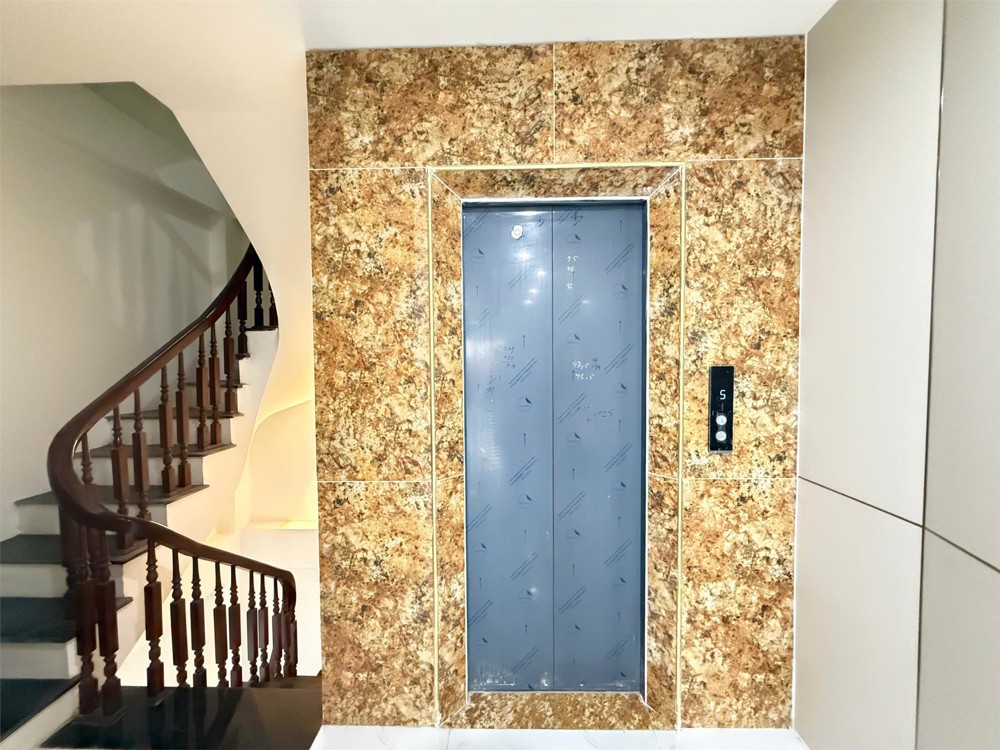 Bán Nhà Cạnh Công Viên 365 Kiến Hưng 50M² 7 Tầng Thang Máy Ở Sướng, Đầu Tư Lời Full Công Năng