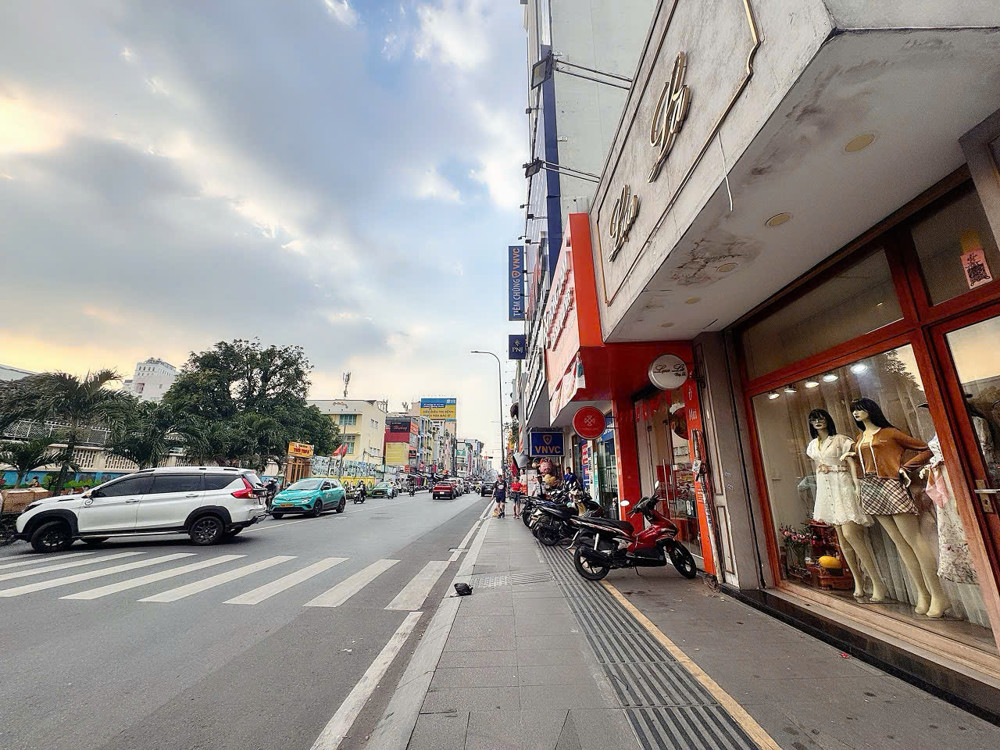 Bán Quỹ Đất Siêu Hiếm Mt Hụt Đ.hai Bà Trưng, Tân Định, Quận 1 - Dt 125M2 Ngang 5M Nở Hậu 7M * 32M