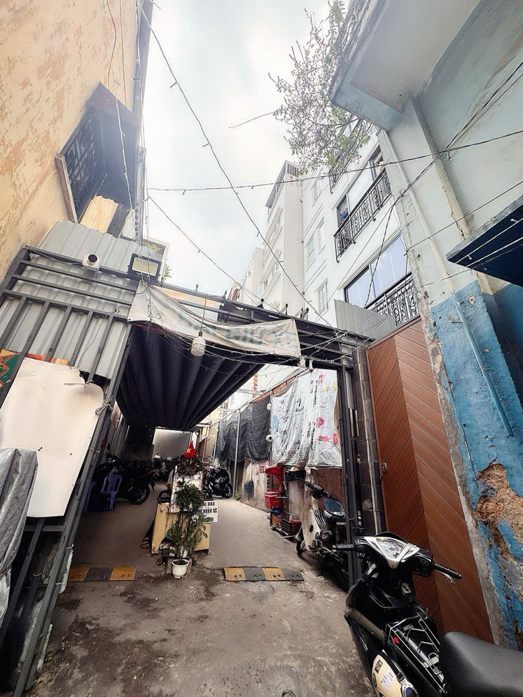 Bán Quỹ Đất Siêu Hiếm Mt Hụt Đ.hai Bà Trưng, Tân Định, Quận 1 - Dt 125M2 Ngang 5M Nở Hậu 7M * 32M