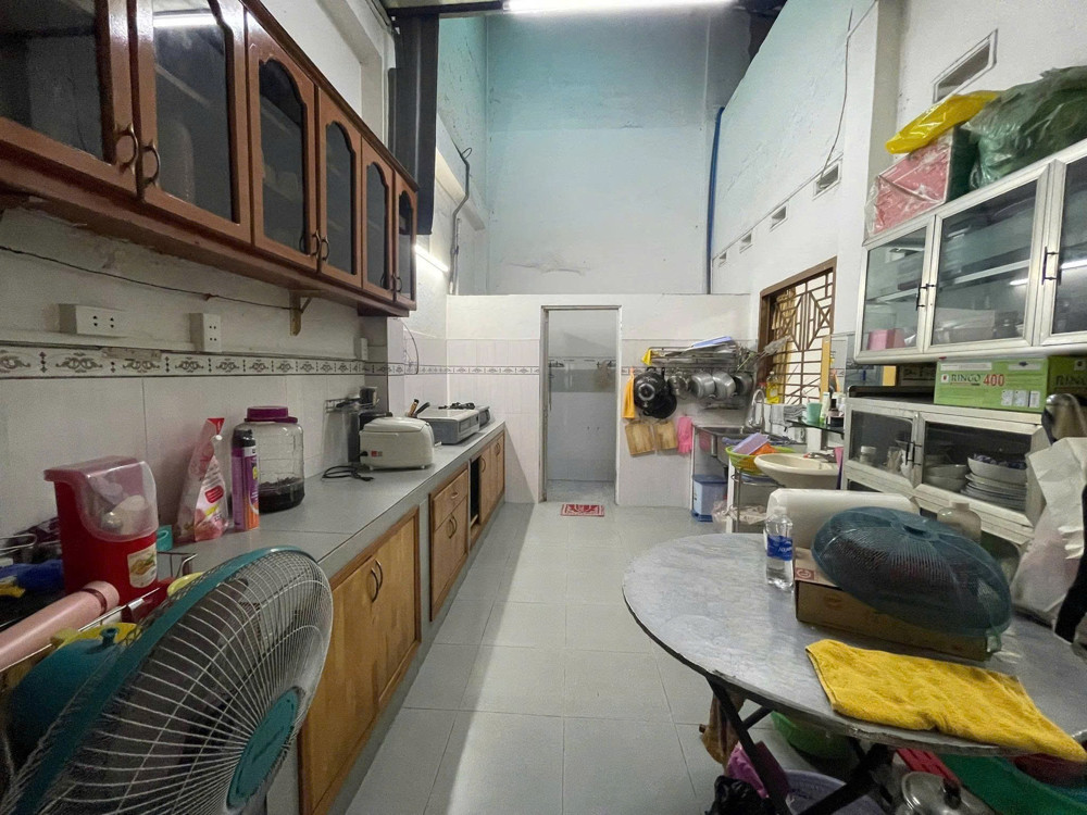 Bán Nhà Mặt Tiền Nghĩa Hòa - Gần Bành Văn Trân, 12X12m, 2 Tầng Cũ, 1 Đời Chủ, Chỉ 15,9 Tỷ