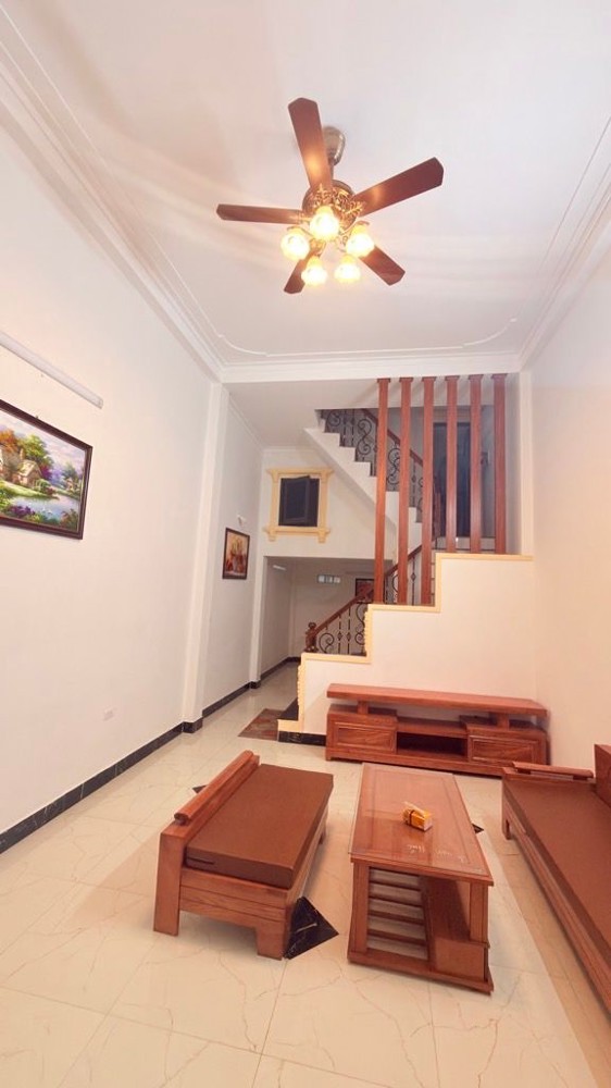 Chủ Nhà Đau Đầu-Cơ Hội Đầu Tư Hiếm Tại Phúc Lợi – Nhà 5 Tầng Mới, Vị Trí Đẹp