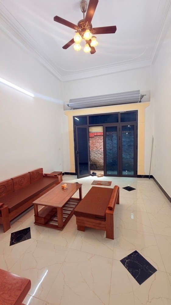 Chủ Nhà Đau Đầu-Cơ Hội Đầu Tư Hiếm Tại Phúc Lợi – Nhà 5 Tầng Mới, Vị Trí Đẹp