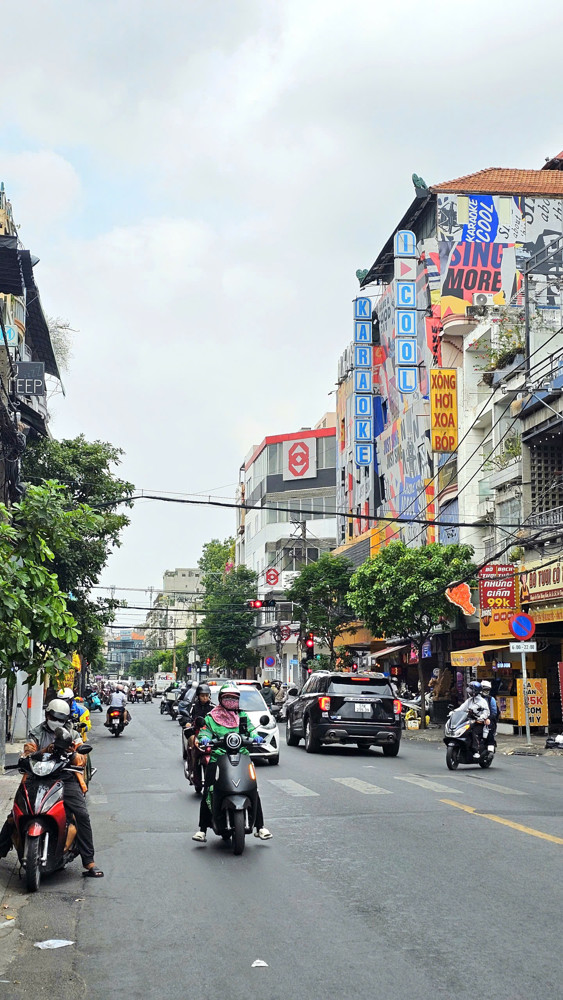 Siêu Phẩm Nhà Mặt Phố Bàu Cát - Tân Bình - 133M2 - Sổ Hồng Riêng - 15 Tỷ - Lh Ngay 0898333313