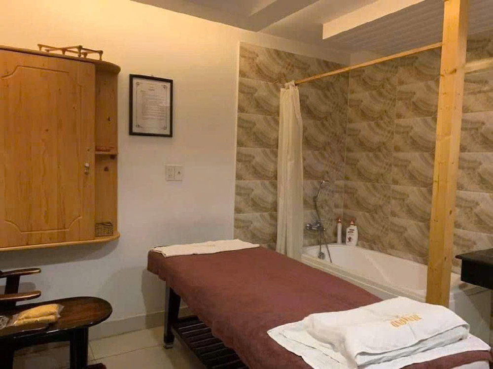 Quận 7, Cần Bán Khách Sạn 3 Sao, 8 Tầng, Chỉ Hơn 40 Tỷ, Tại Khu Dân Cư Tân Quy,