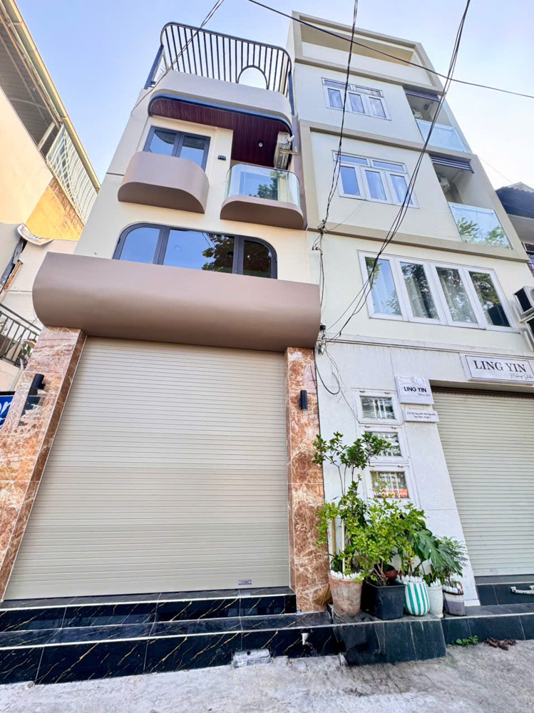 Bán Nhà 4 Tầng Mặt Tiền View Sông Hoàng Sa, P.tân Định, Quận 1- Căn Góc 2 Mặt Tiền- Chỉ 15,9T