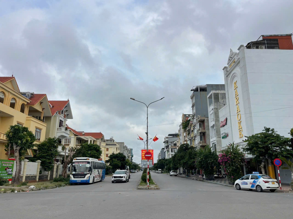 Chuyển Nhượng Đất Mặt Đường Đôi Lê Hồng Phong – Lô 27 – Vỉa Hè 5M – Giá 7,68 Tỷ