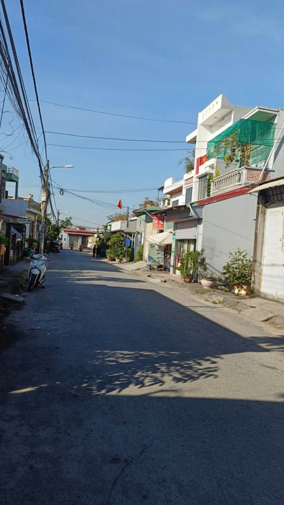 Bán Đất Mặt Đường Hạ Đoạn 40 – Đông Hải – Kinh Doanh Tốt – Giá 3,75 Tỷ