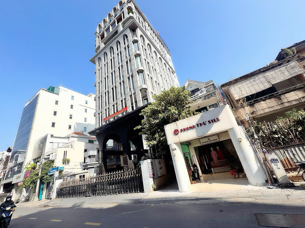 Bán Nhà Mtkd Đường Thạch Thị Thanh, Tân Định, Quận 1 - Dt Siêu Khủng 221M2 - Ngang Lớn 10.5M*25m 