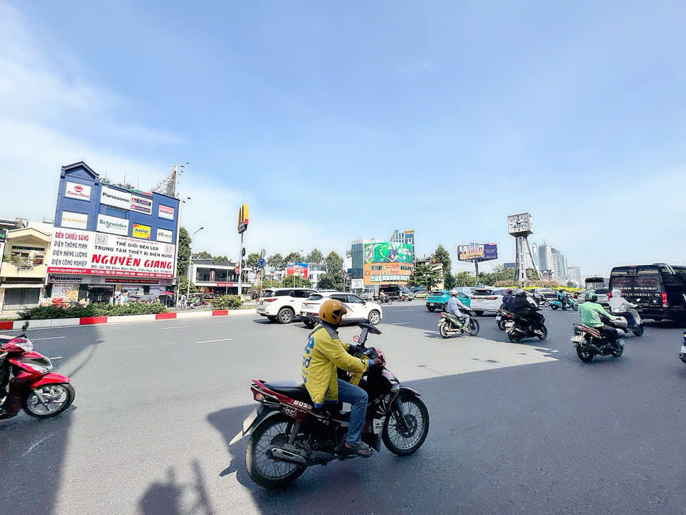 Bán Nhà C4 Đ.điện Biên Phủ, Đakao, Quận 1 - Dt 100M2 Ngang 4M*25m Vuông A4 - Chính Chủ Xưa