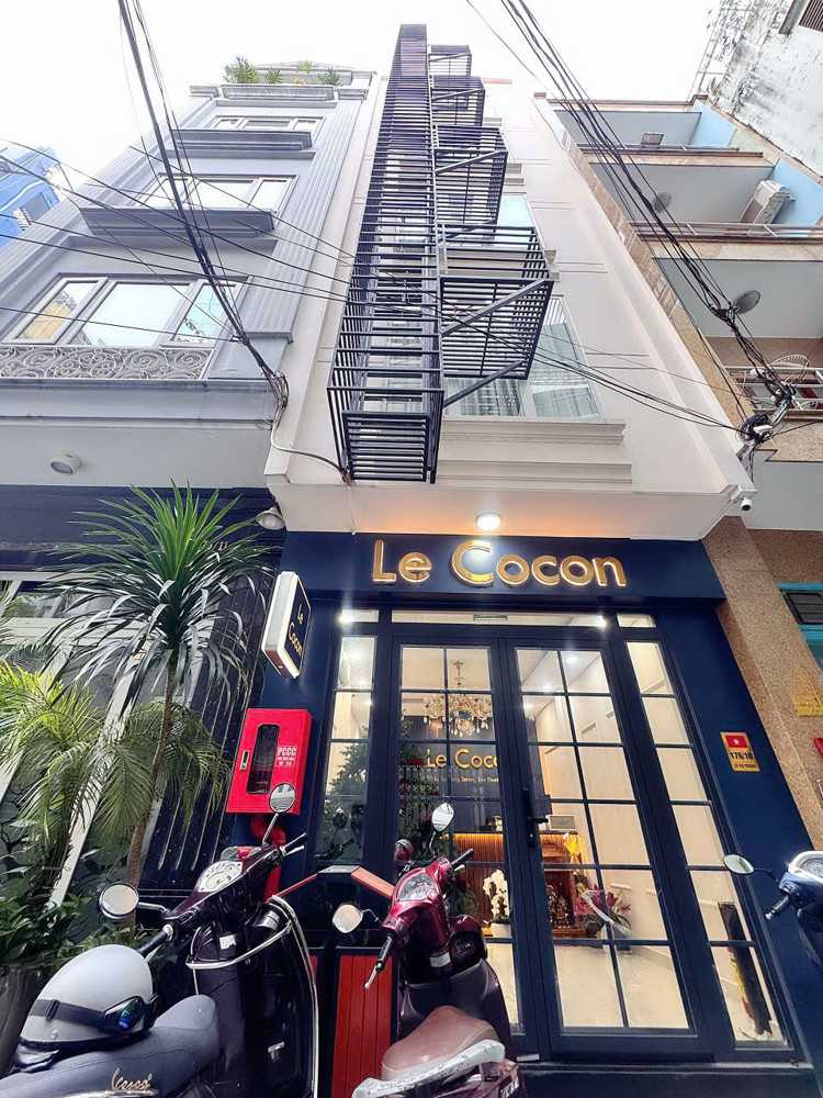 Hiếm Bán Khách Sạn Đ.lý Tự Trọng, Bến Thành, Quận 1 - Dòng Tiền Siêu Khủng 200Tr/th - Dt 3,8M*17m