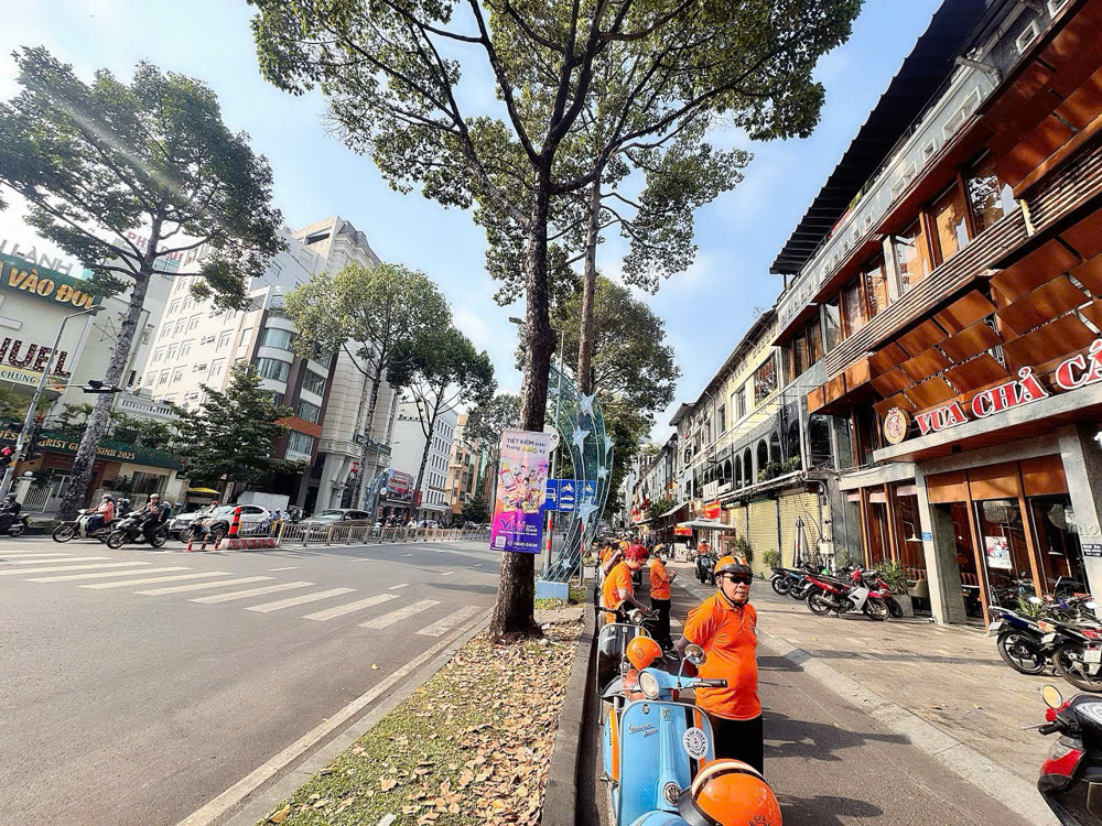 Vị Trí Siêu Vip - Bán Nhà Mtkd Đ.trần Hưng Đạo, Quận 1 - Dt 4M*20m Vuông Đẹp - Hdt Đều 50Tr/th 