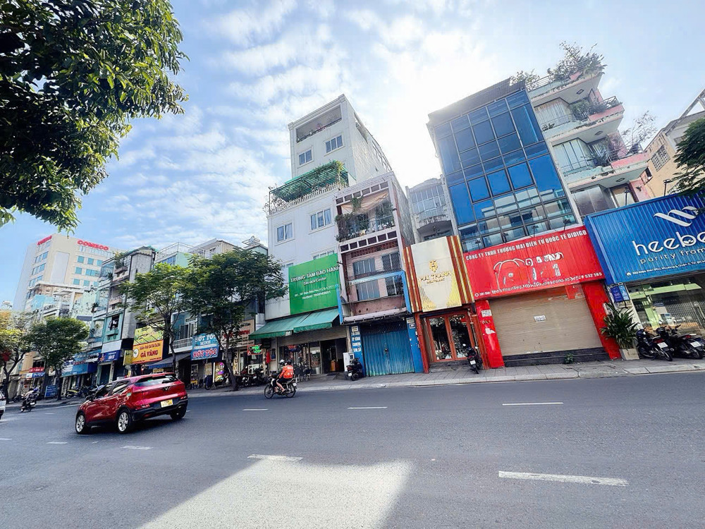 Hiếm - Bán Nhà 4 Tầng Mtkd Đ.điện Biên Phủ, Quận 3 - Ngay Ngã 6 Lý Thái Tổ - Dt 66M2 Full Thổ Cư 