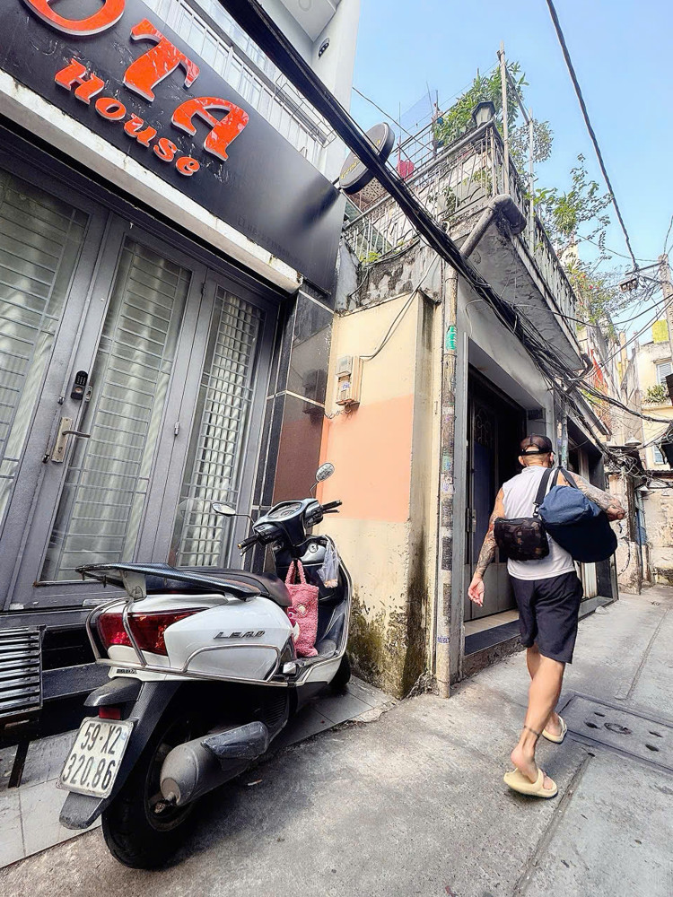 Bán Nhà 2 Tầng - Mặt Tiền Hẻm Kinh Doanh Đ.bùi Viện, Phạm Ngũ Lão, Quận 1 - Dt 64M2 Full Thổ Cư 