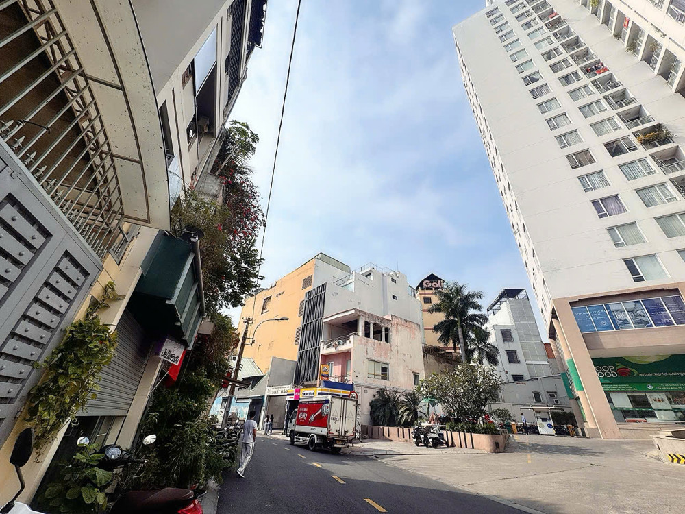 Duy Nhất Nhà Bán - 4 Tầng Có Thang Máy - Mặt Tiền Kd Đ.nguyễn Văn Nguyễn, Tân Định, Quận 1 - Dt