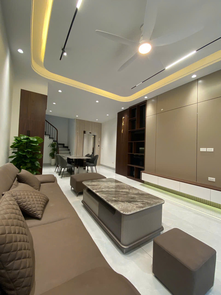 Án Nhà Thượng Thanh – 5 Tầng Thang Máy – Full Nội Thất – 10.5 Tỷ