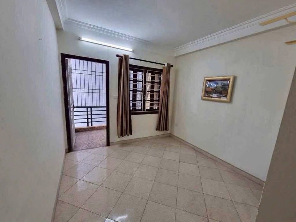 Nhà Sẵn Ở Luôn - Ngõ Nông - Vừa Tầm Tiền