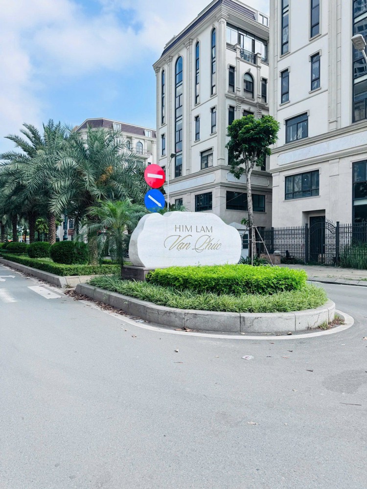 Bán Biệt Thự Chính Chủ Cần Bán Him Lam Vạn Phúc Hà Đông 91M 6T Thang Máy Hai Mặt 33 Tỷ Tỷ